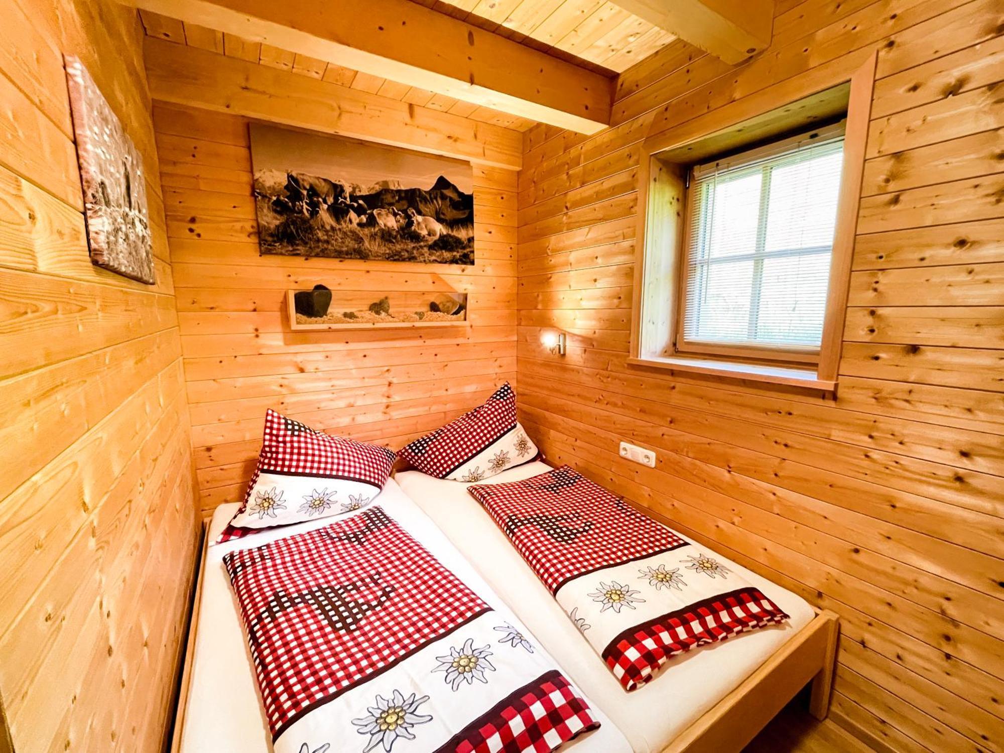 Damuelser Holzhus Apartment Luaran gambar